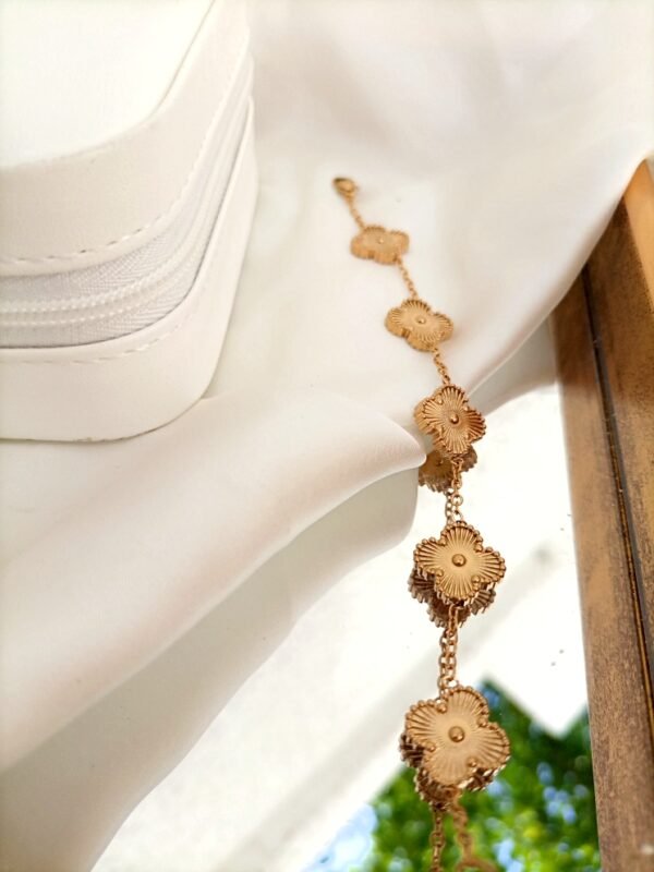 Golden Clover Bracelet