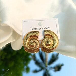 Golden Shell Earrings