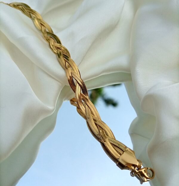 Twisted Snake Chain Bracelet