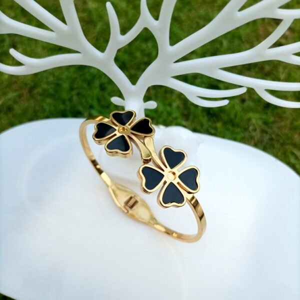 Black Flower Handcuff