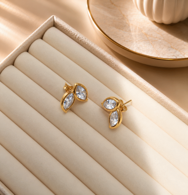 Leaf Studs