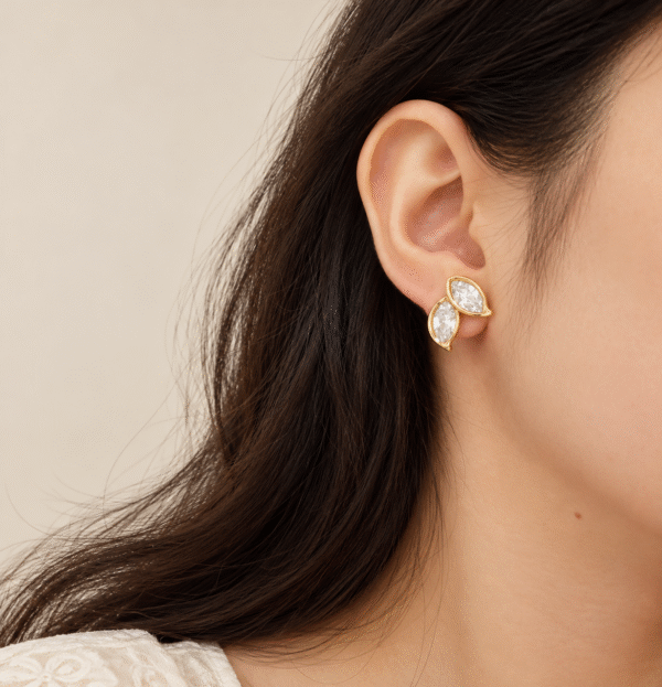 Leaf Studs