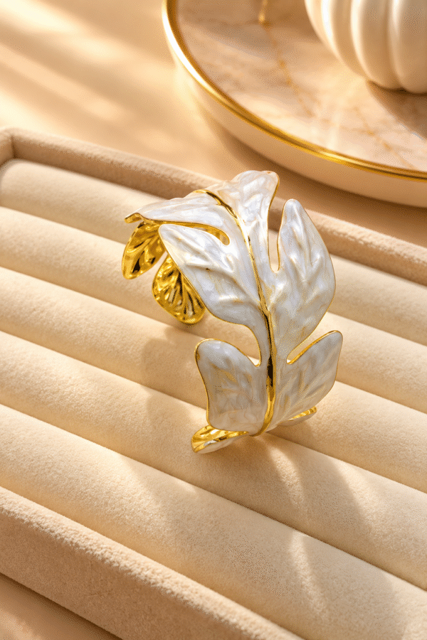 Vintage Leaf Handcuff